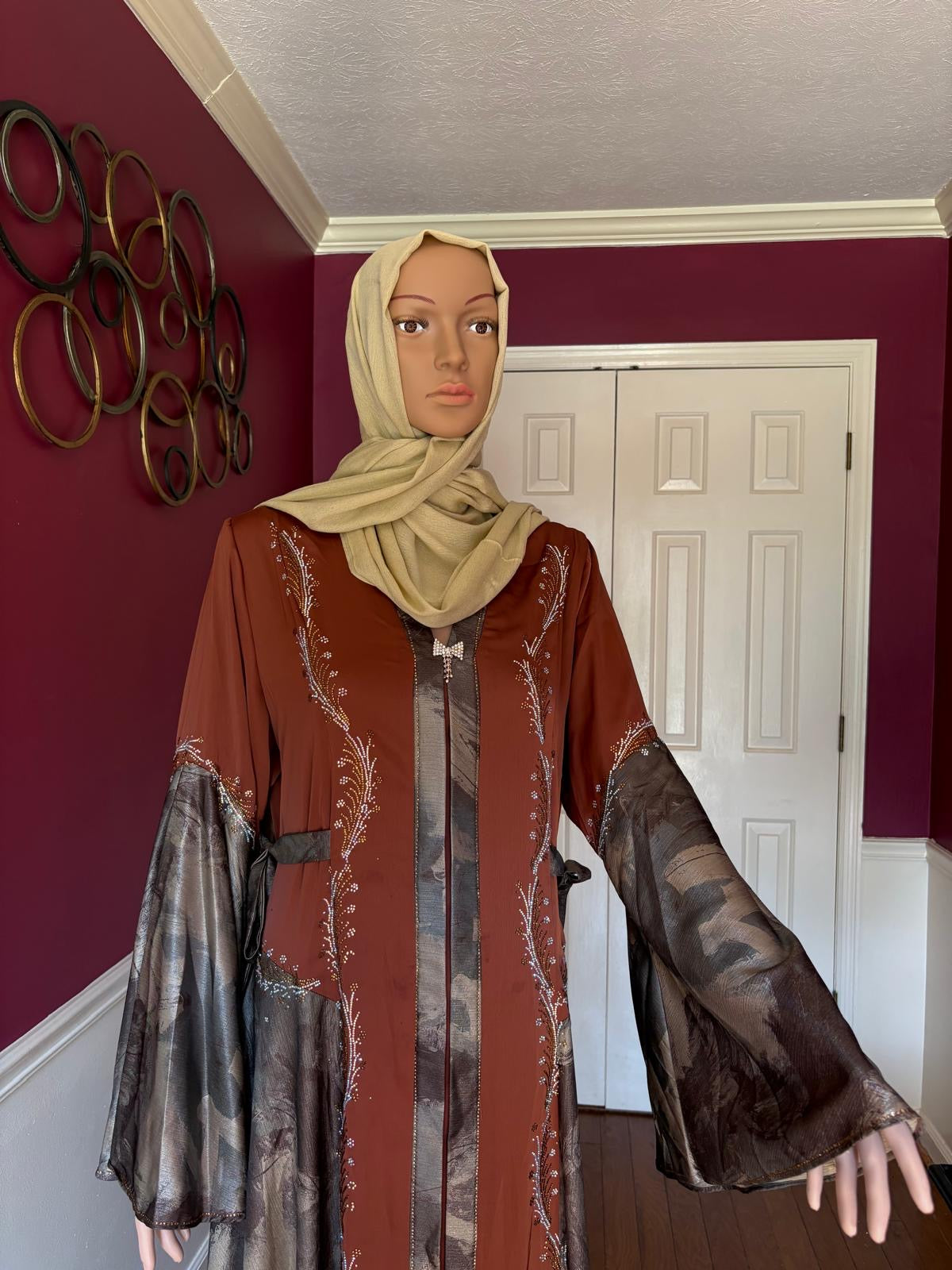 Mariam Abayas
